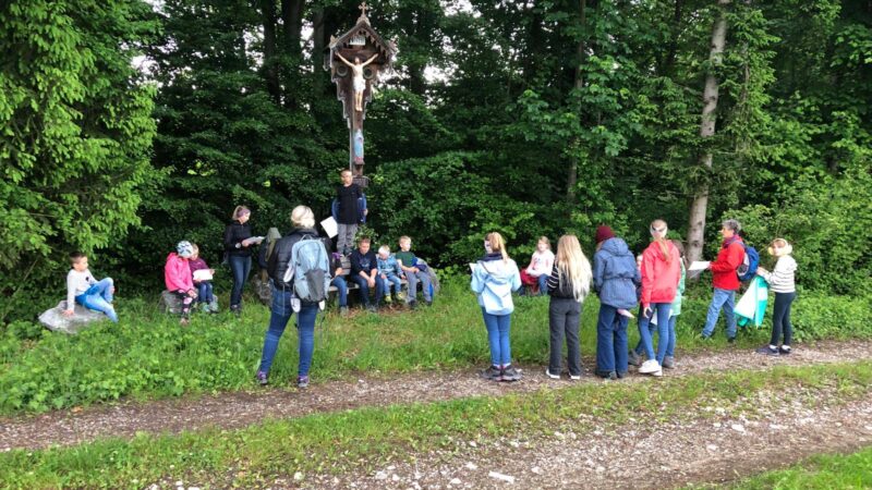 Bittgang der Kinder nach Dettendorf